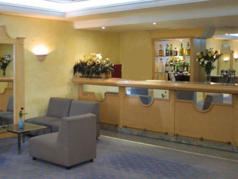 Hotel Ibn Khaldoun Tunis Exterior photo